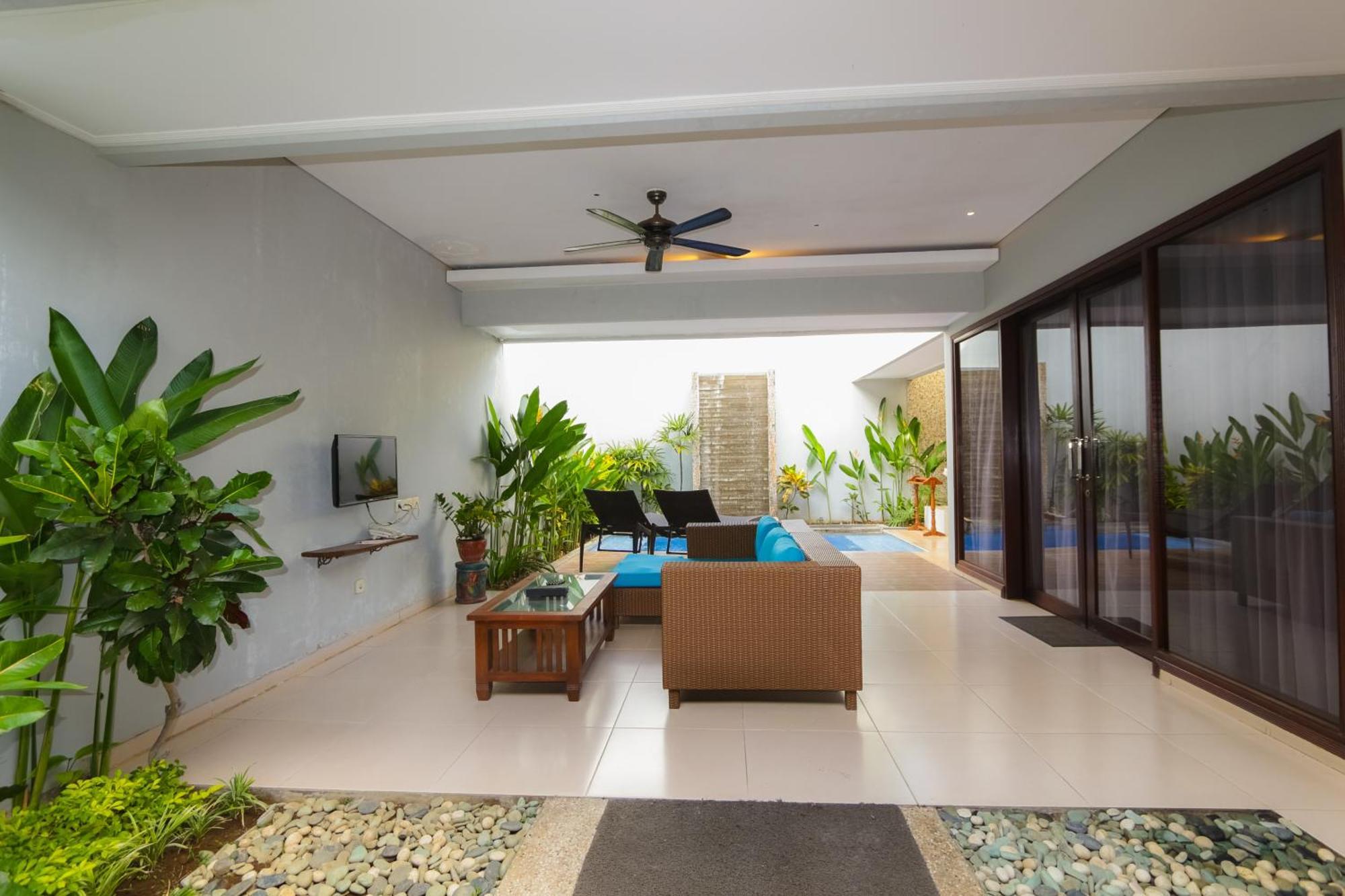 Desamuda Village Seminyak Pokoj fotografie